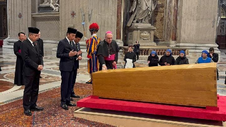 wanua-jokowi vatikan